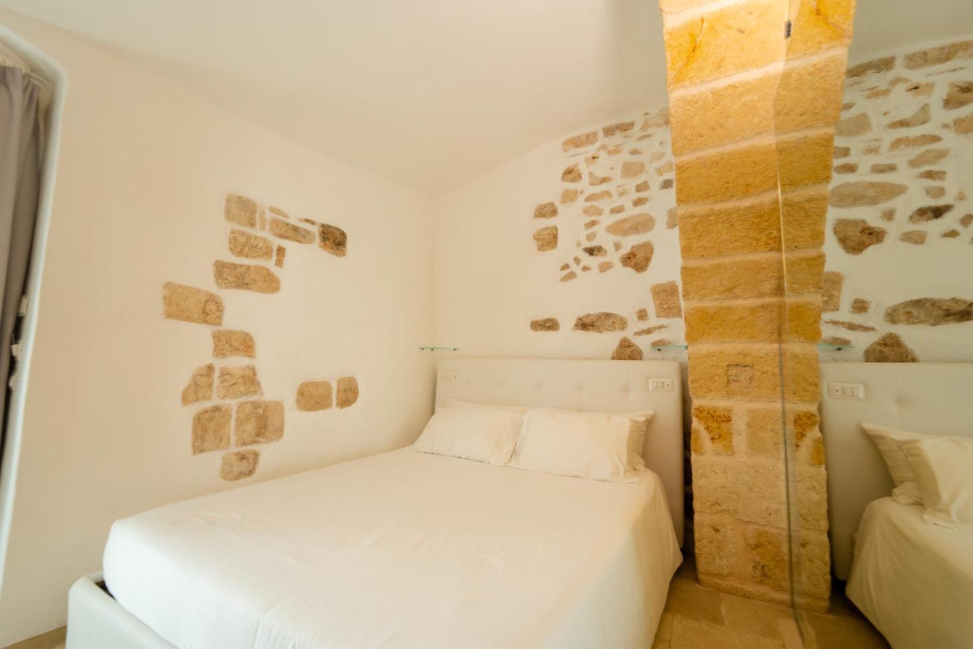 פולינאנו א מארה Apulian Escapes - Suite Il Fico מראה חיצוני תמונה